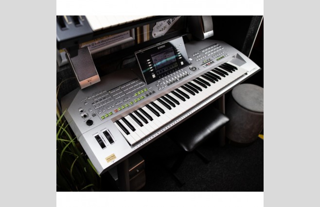 Used Yamaha Tyros 2 Keyboard With MS02 Speakers (SN:GBRAL001273) - Image 4